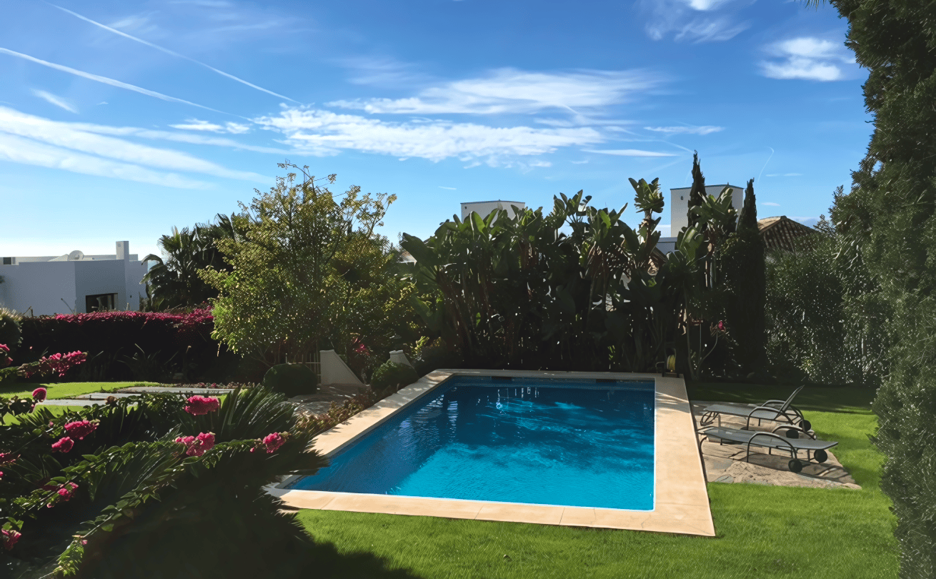 Bird's eye view of the Sierra Blanca garden showcasing its intricate design and natural beauty.